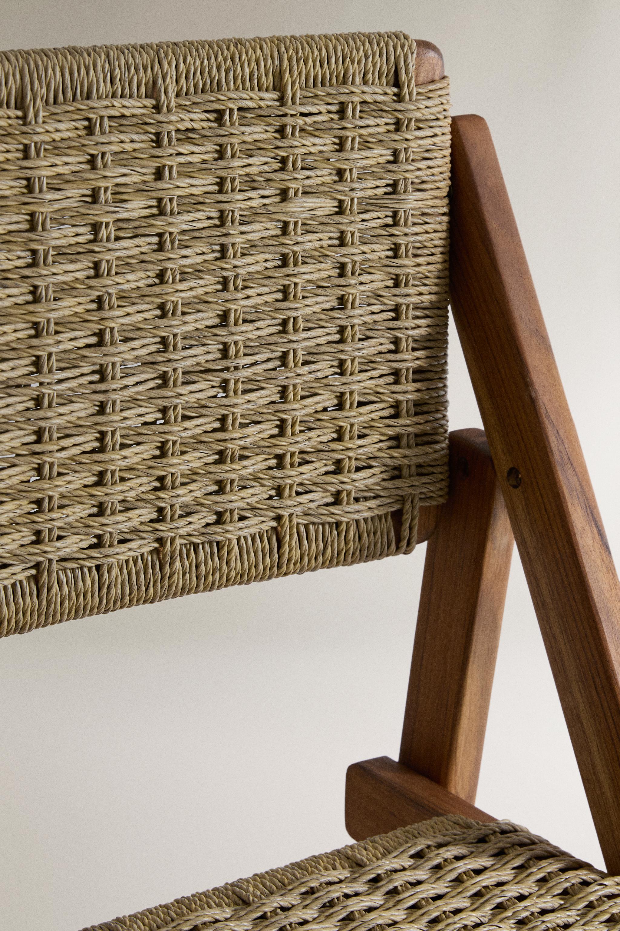 WOVEN TEAK OUTDOOR FOLDING CHAIR